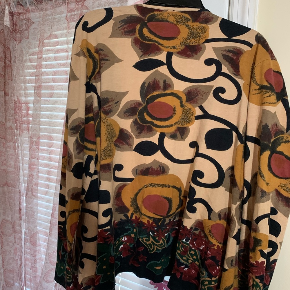 Jacket - Picture 2 of 4